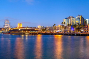  Wyndham San Diego Bayside  Сан Диего